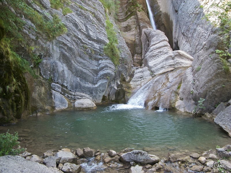 cascade bayons