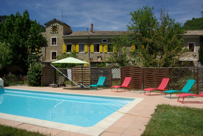 gite piscine 8 768x514 maison des hotes